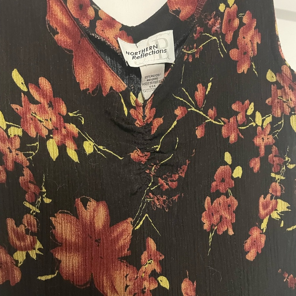 00s Floral dress - northern reflections